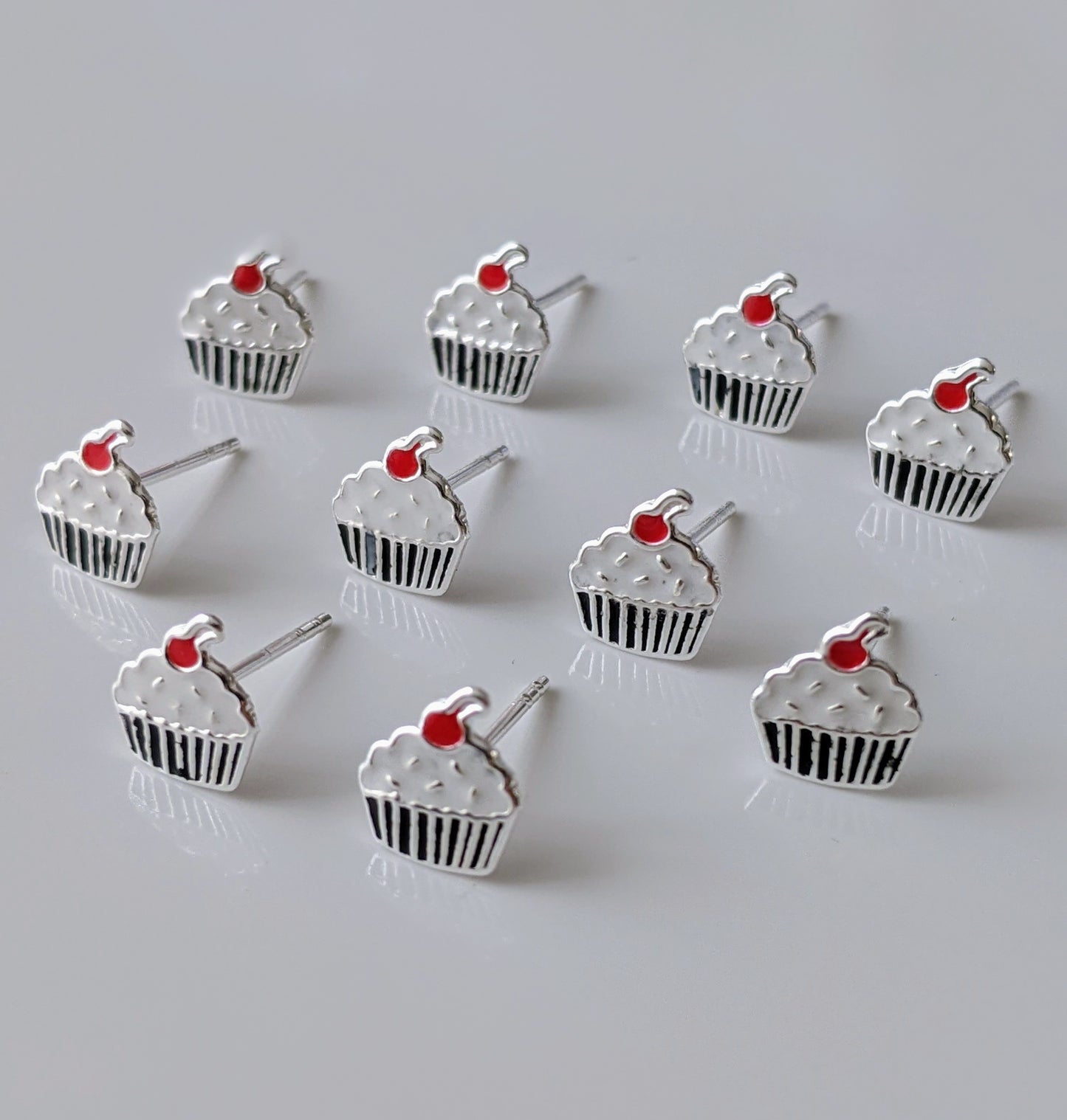 Black & White Classic Cupcake Stud