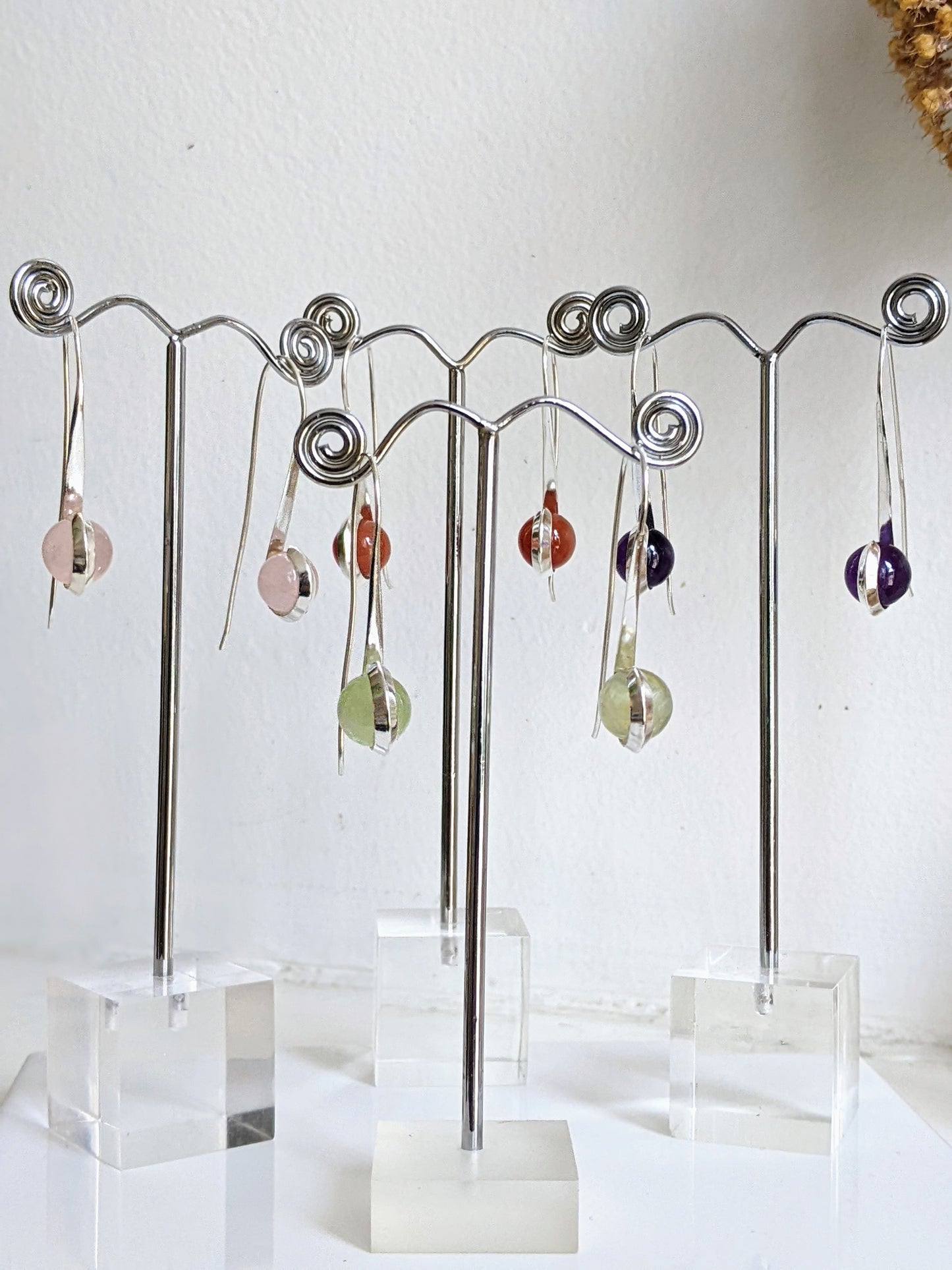 Halley's Earring- Carnelian