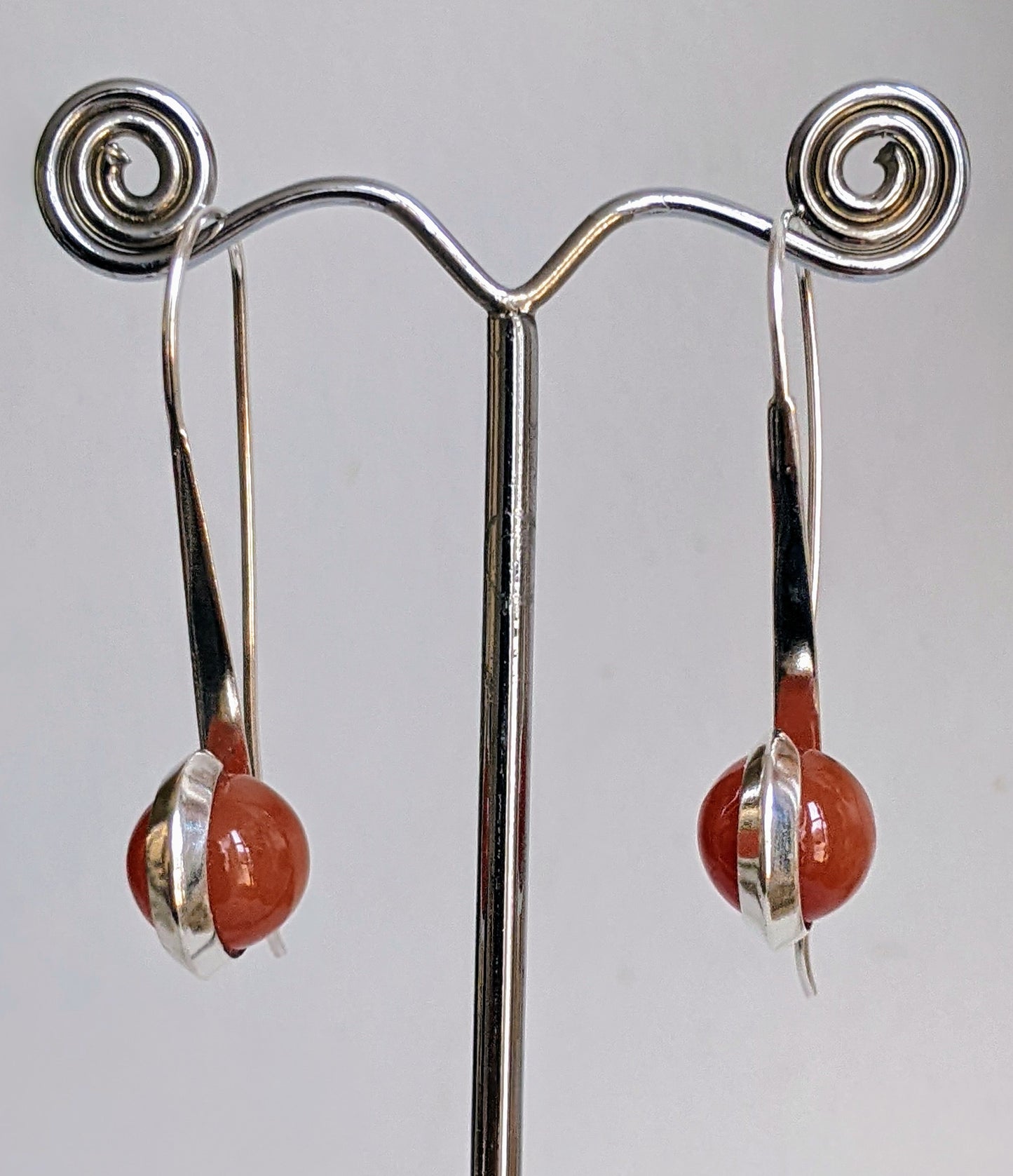 Halley's Earring- Carnelian