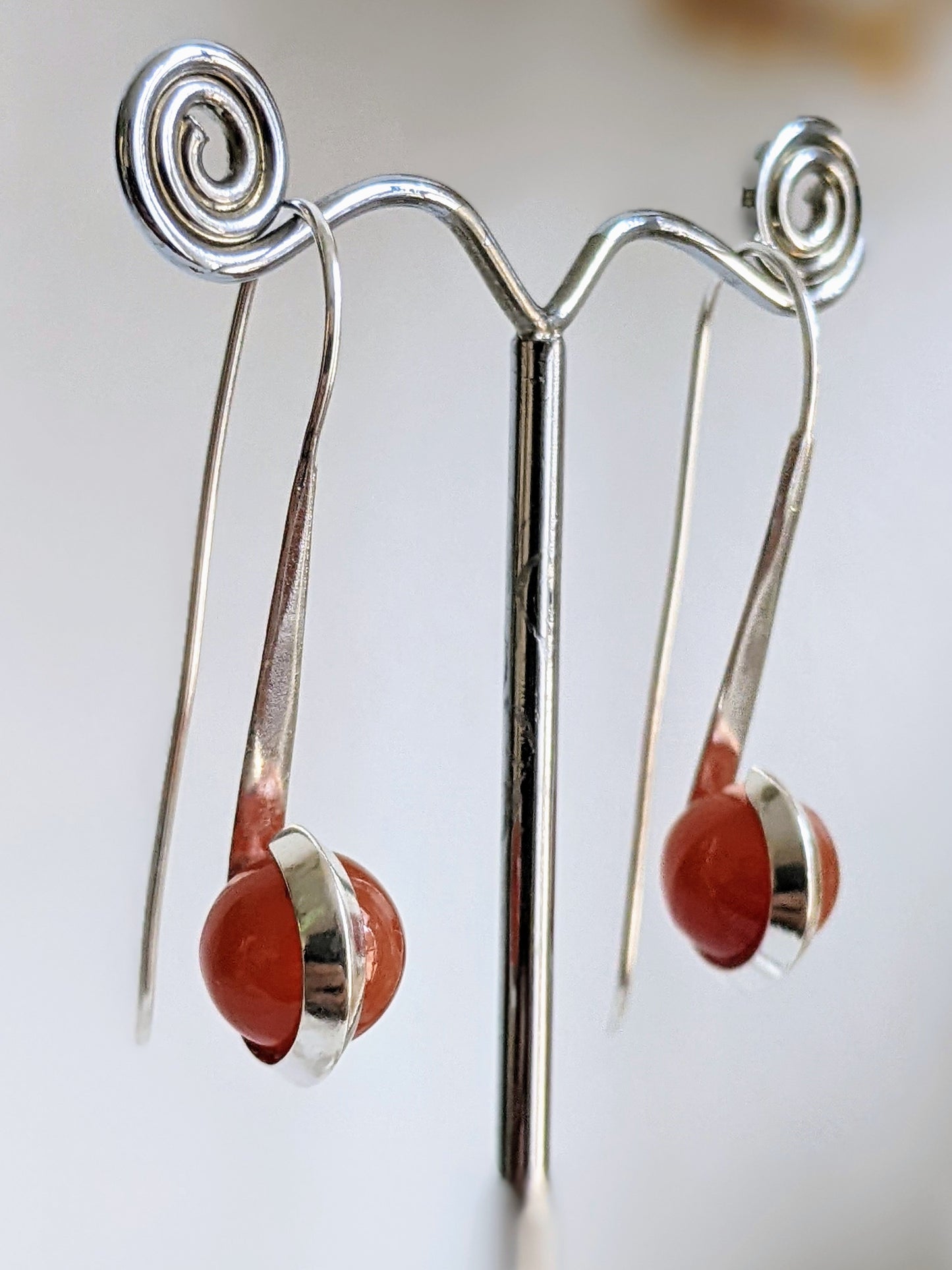 Halley's Earring- Carnelian