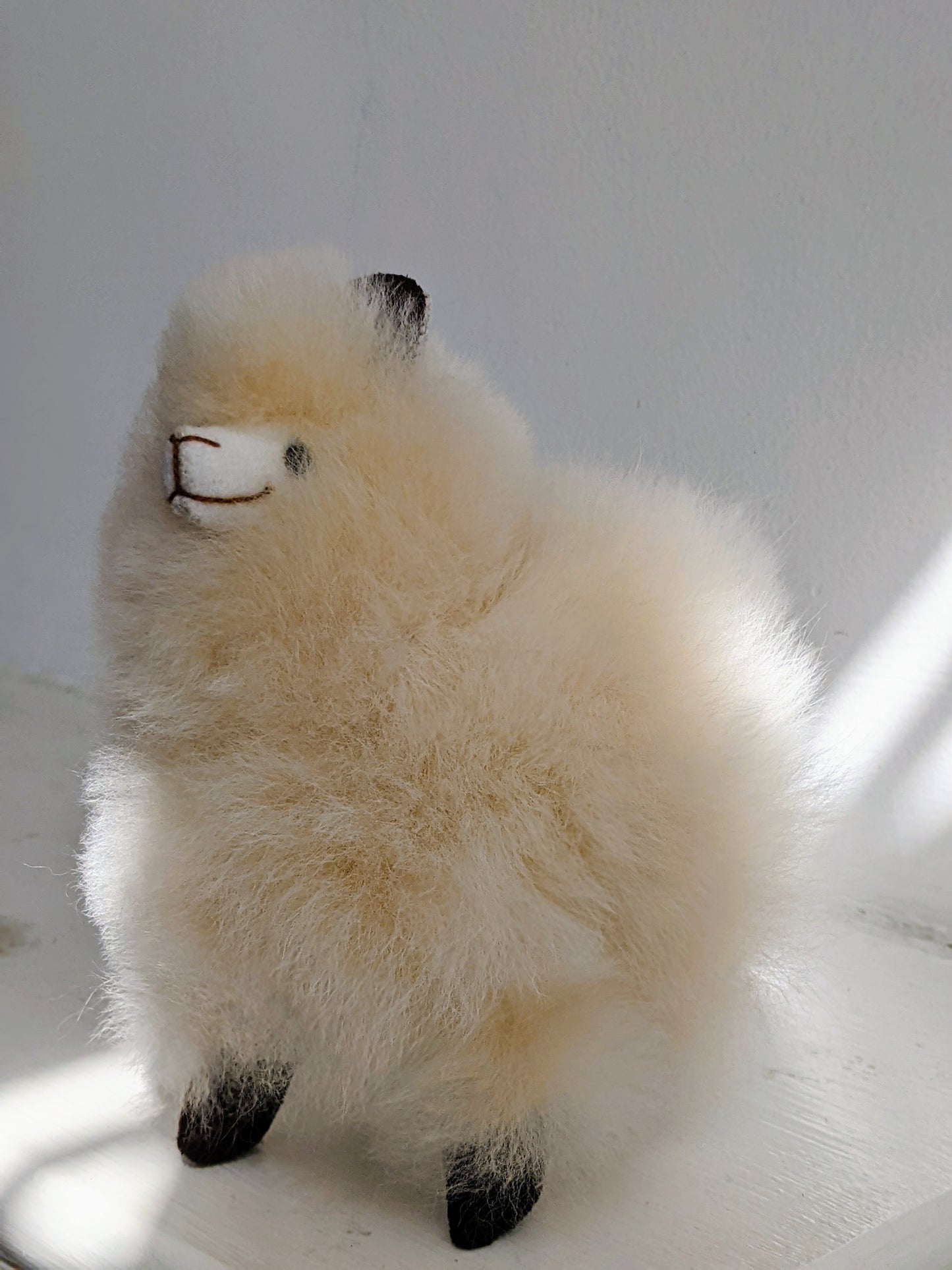 Mini Alpaca 7"- Beige