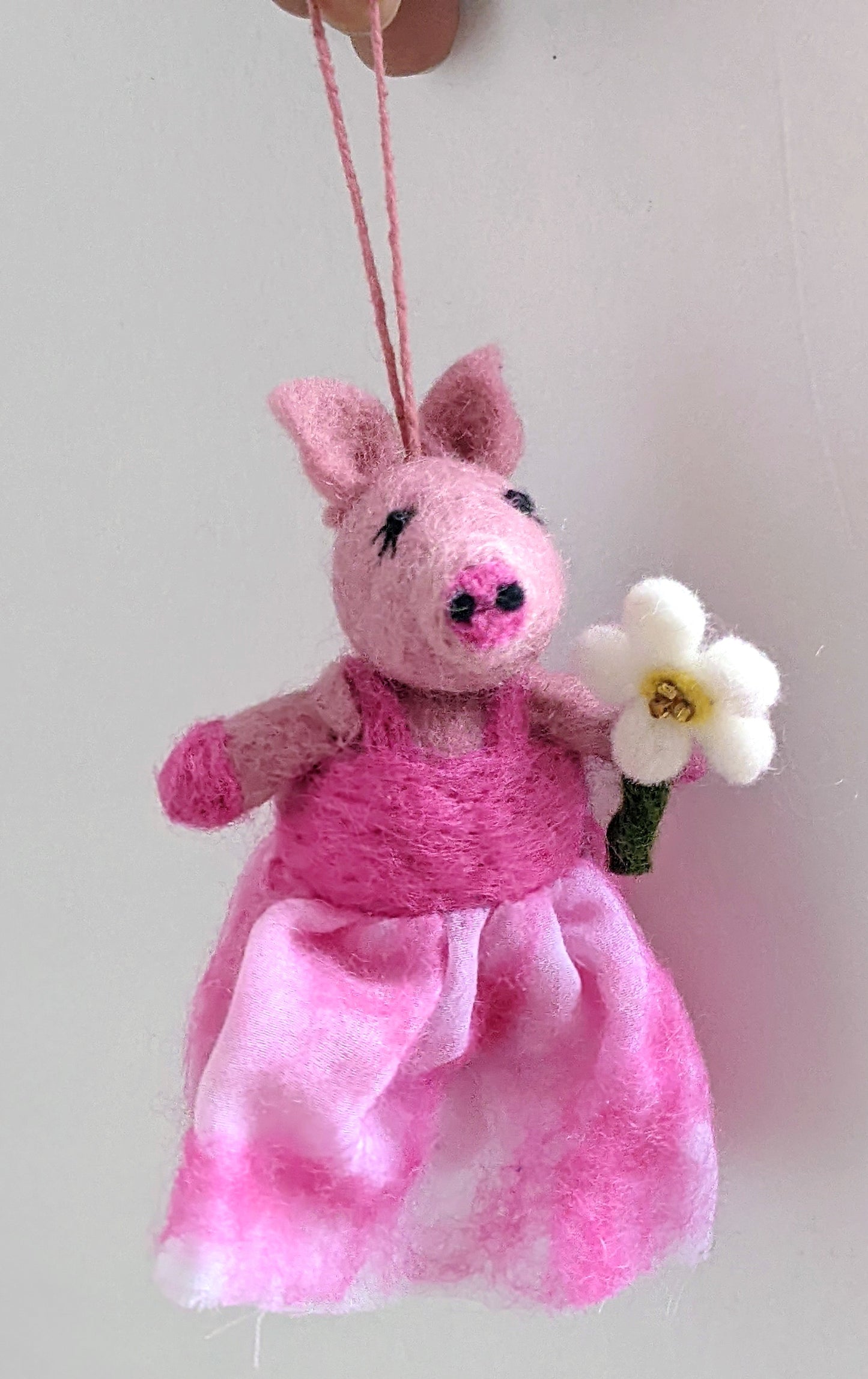 Lady Piggy Petal Decoration
