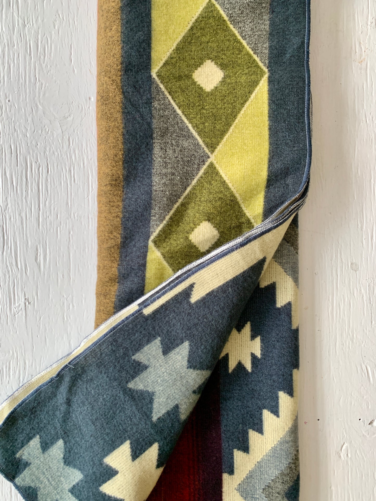 Praire Mountain Throw Blanket