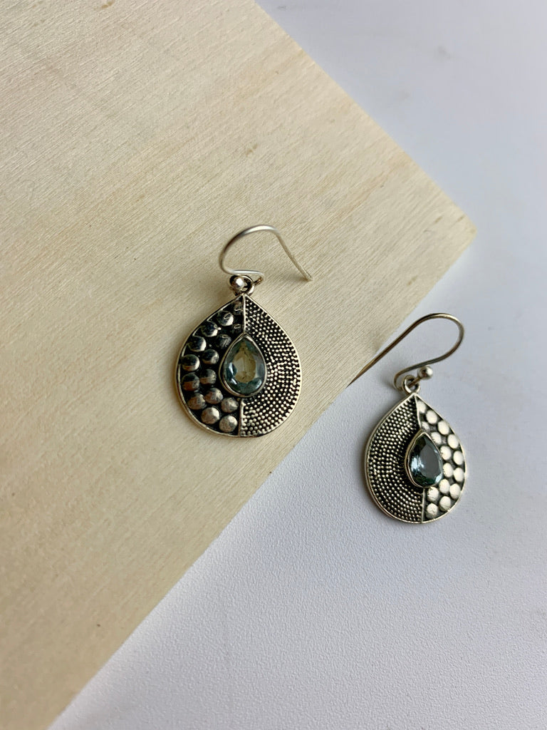 Dua Drop Earrings