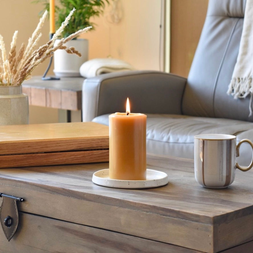 Natural Round Pillar Beeswax Candles 5"