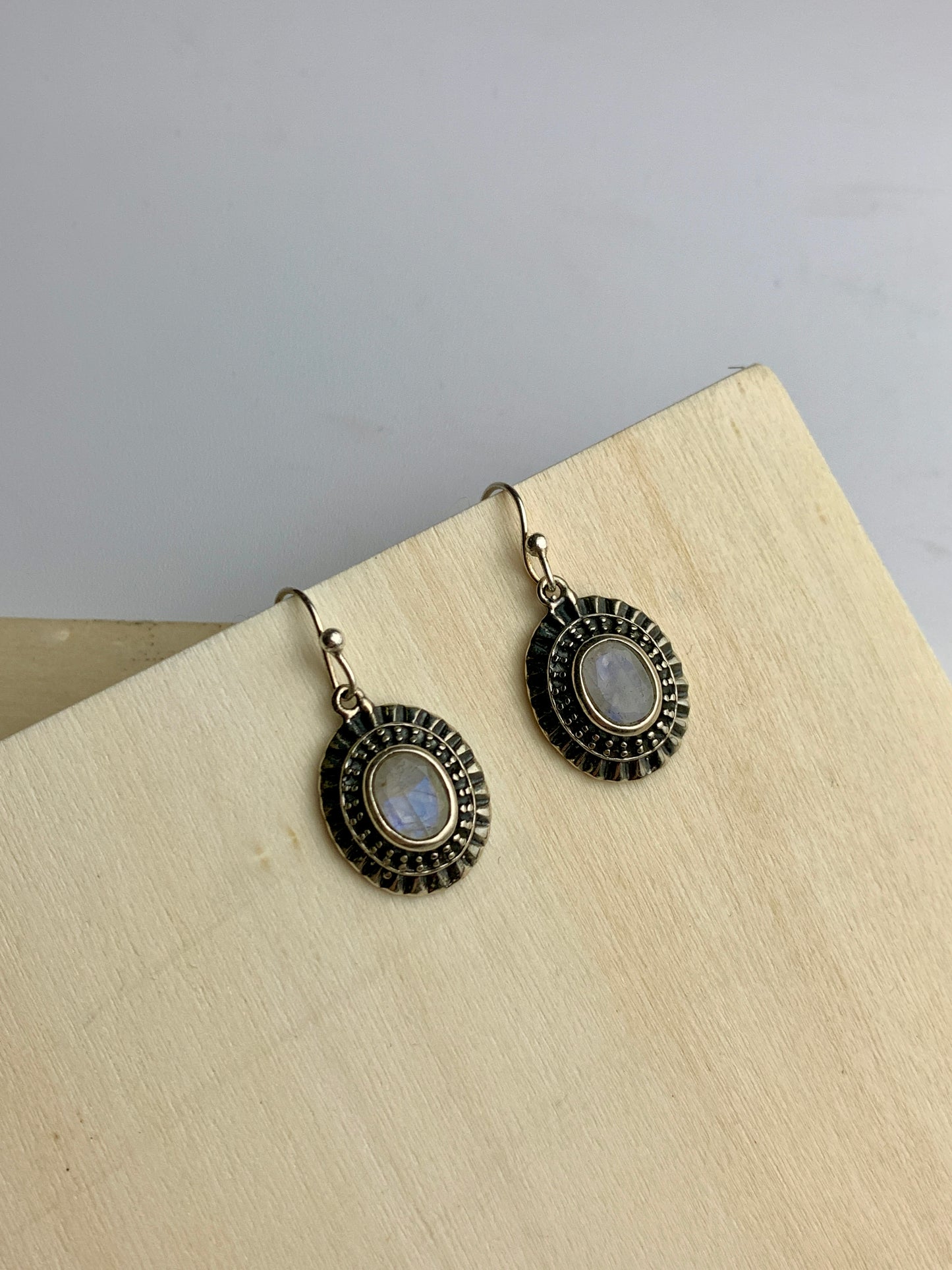 Soleil Oval Earrings
