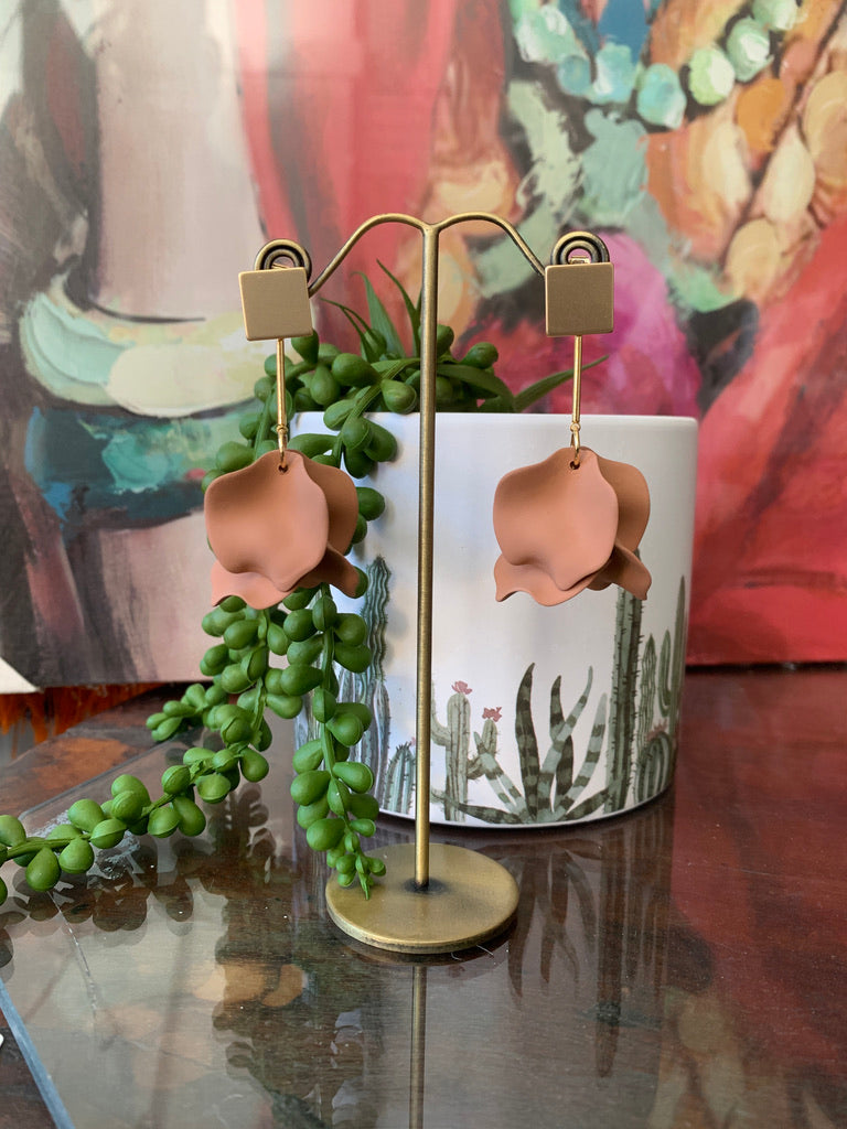 Matte Petal Earrings Blush