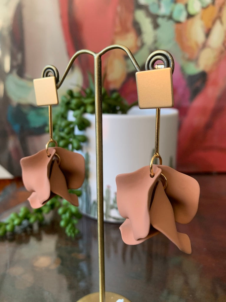 Matte Petal Earrings Blush