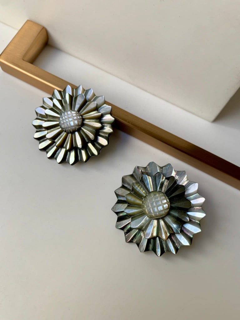 Flower Shell Earring
