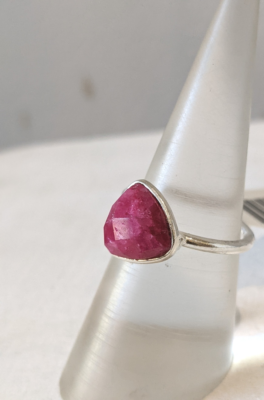Trillium Stone Ring- Silver