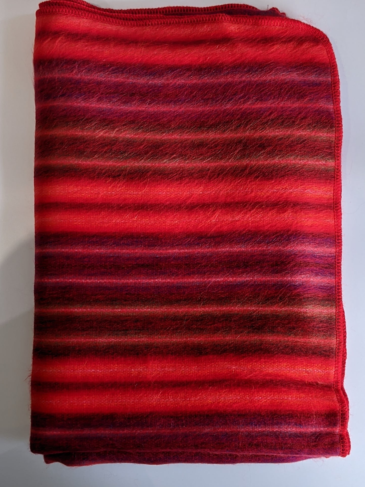 Red Stripe Throw