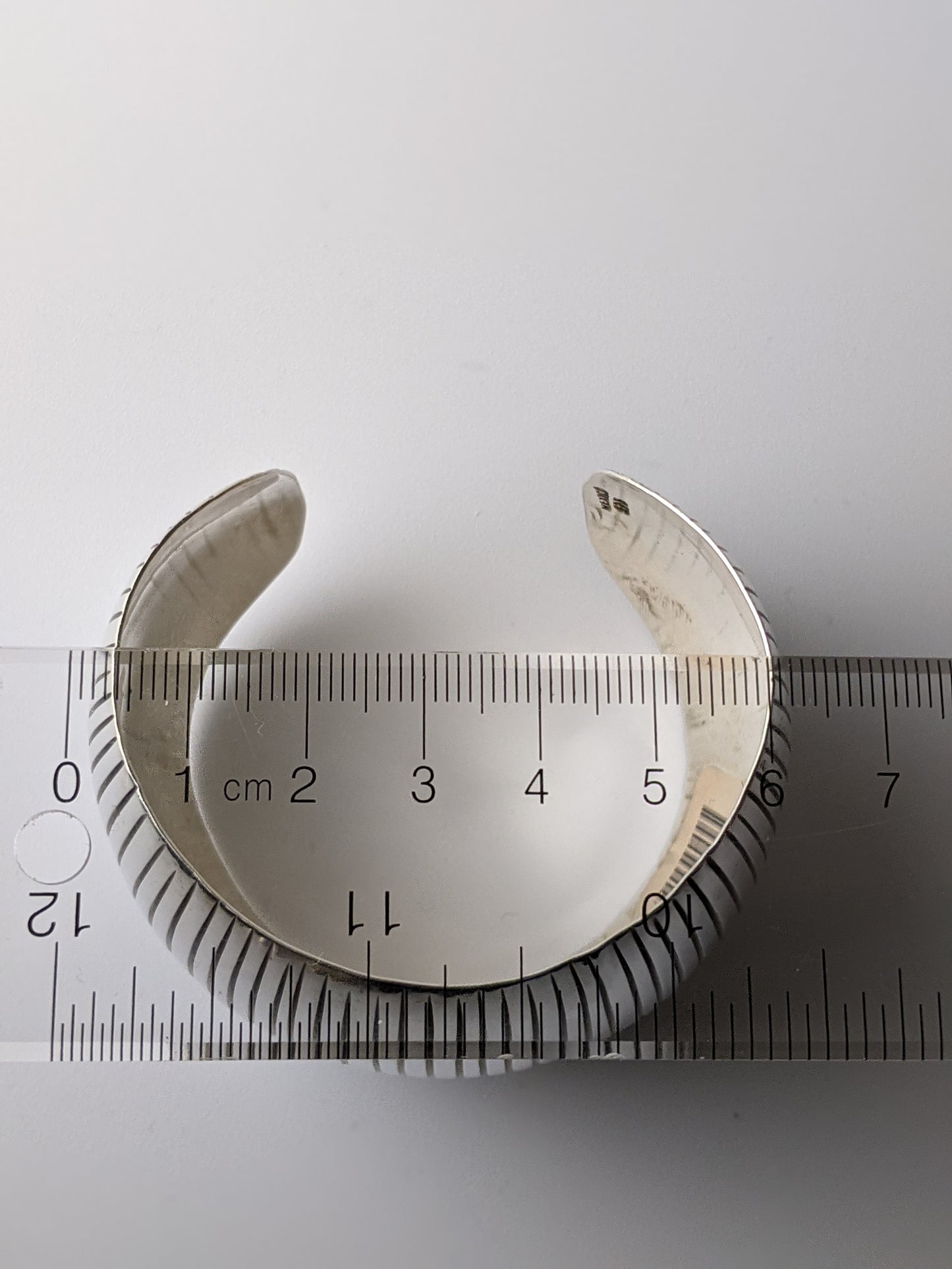 Wide Rounded Cuff lines- Silver