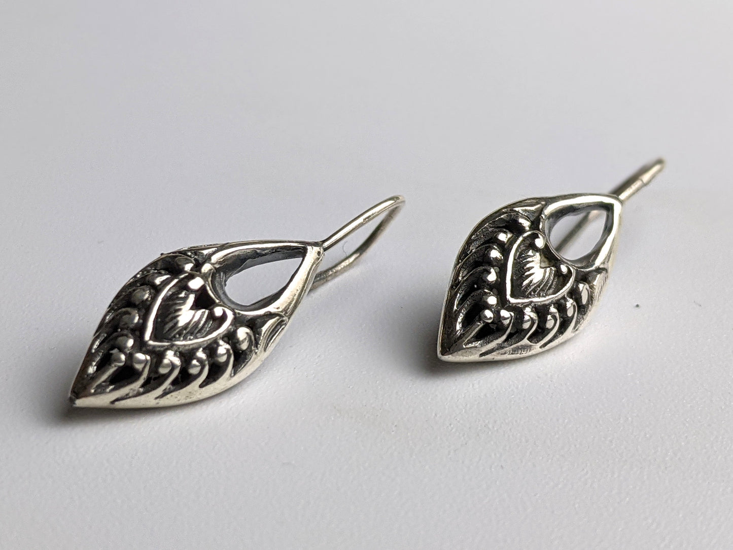 Queen of Daggers Earrings