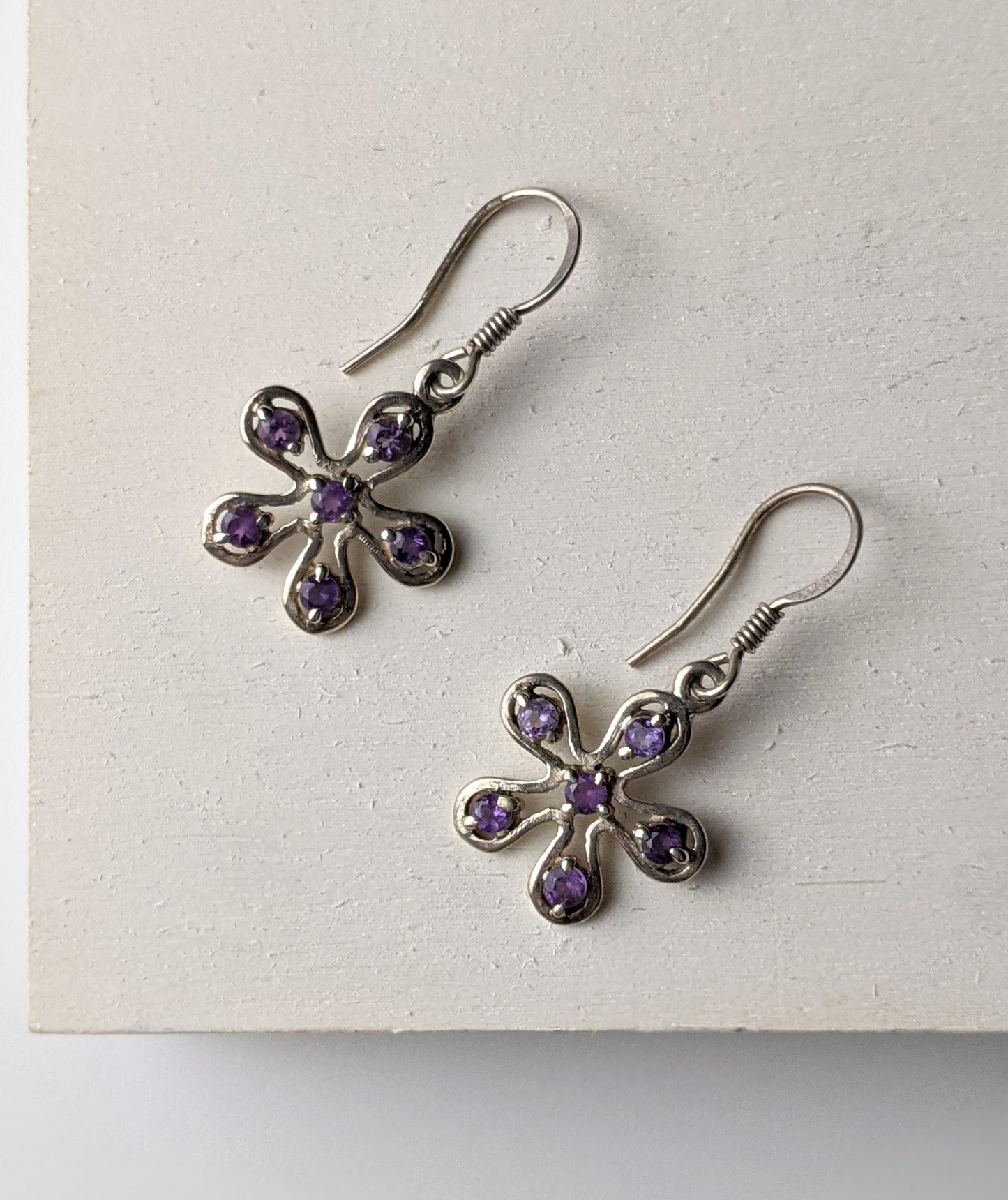 Flower Power Earring - Amethyst