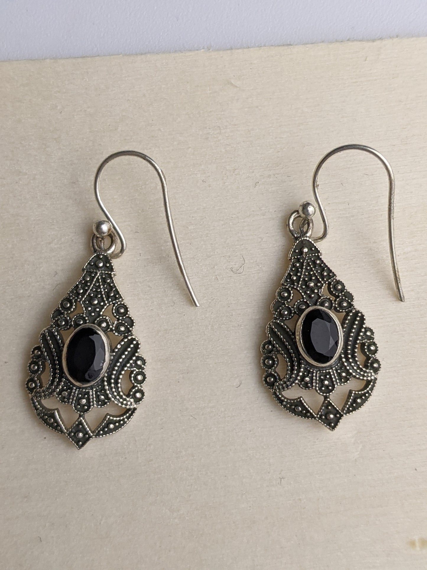 Teardrop Filigree Onyx Earrings