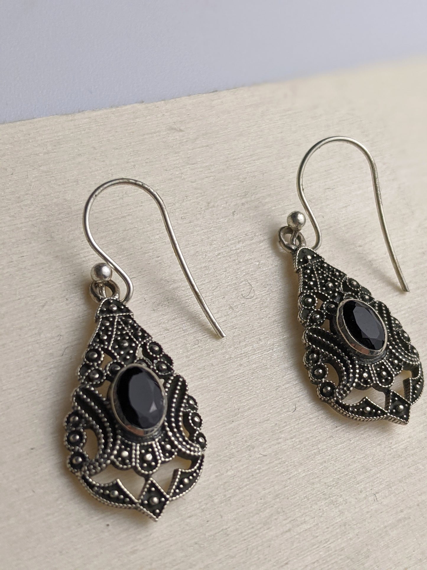 Teardrop Filigree Onyx Earrings