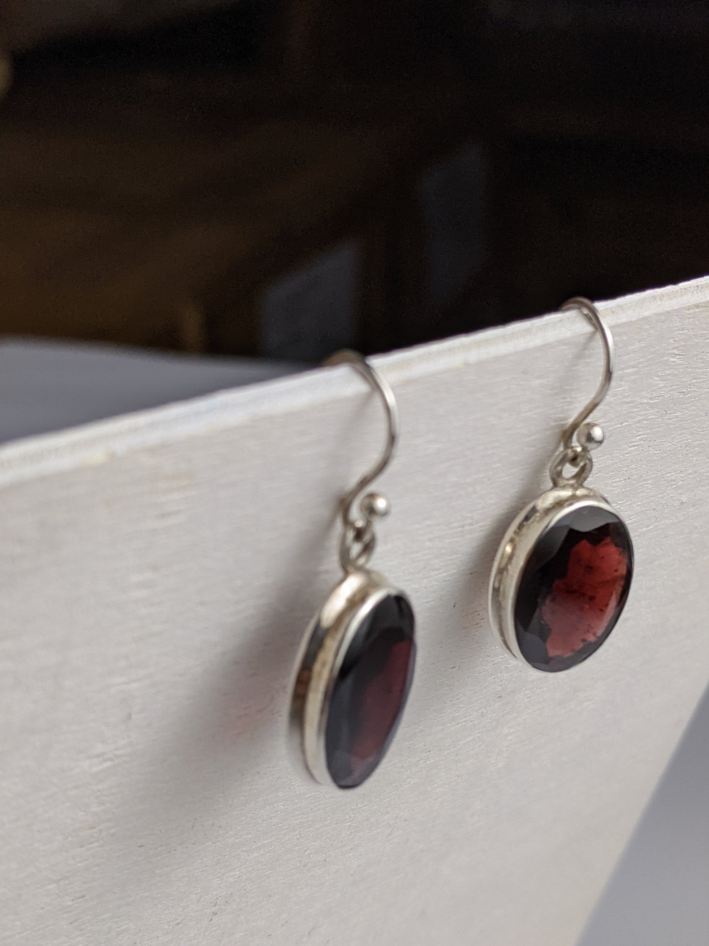 La Classica - Garnet Earring