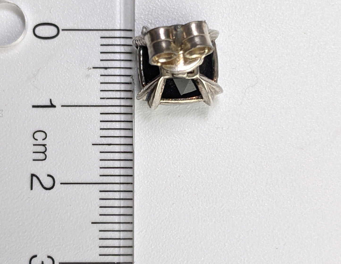 Onyx Claw Studs