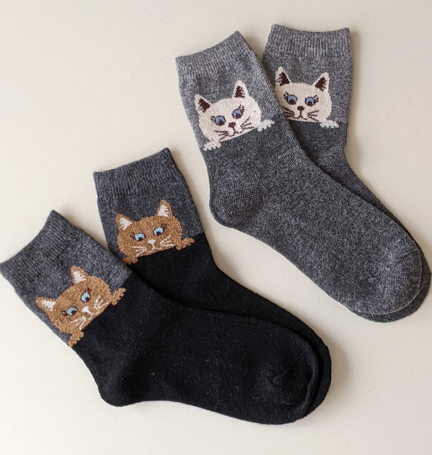 Peekaboo Cat Socks- Black/Grey