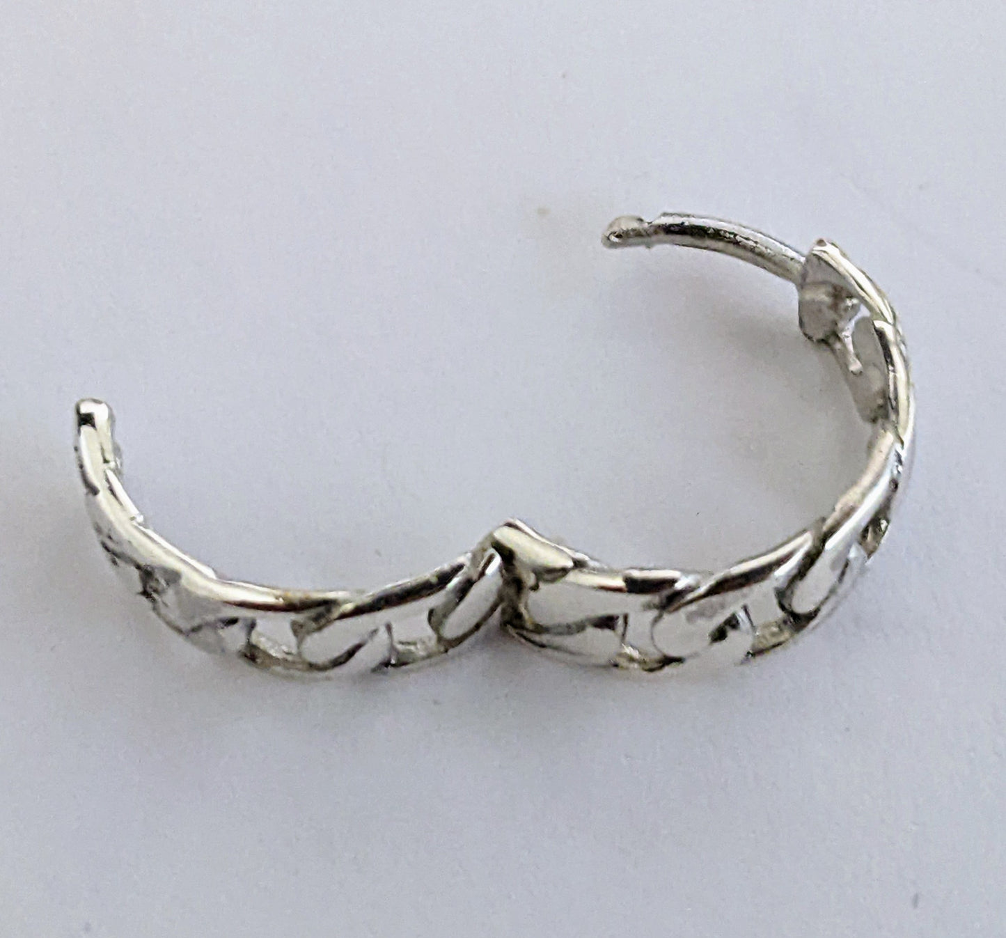 Flat Chain Hoop