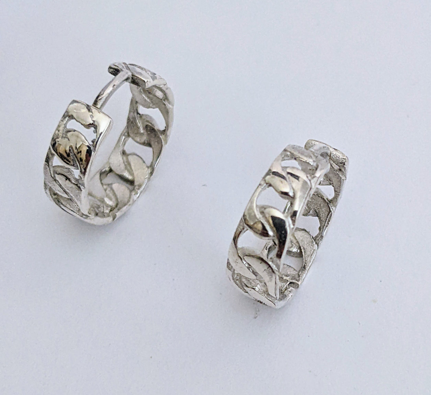 Flat Chain Hoop