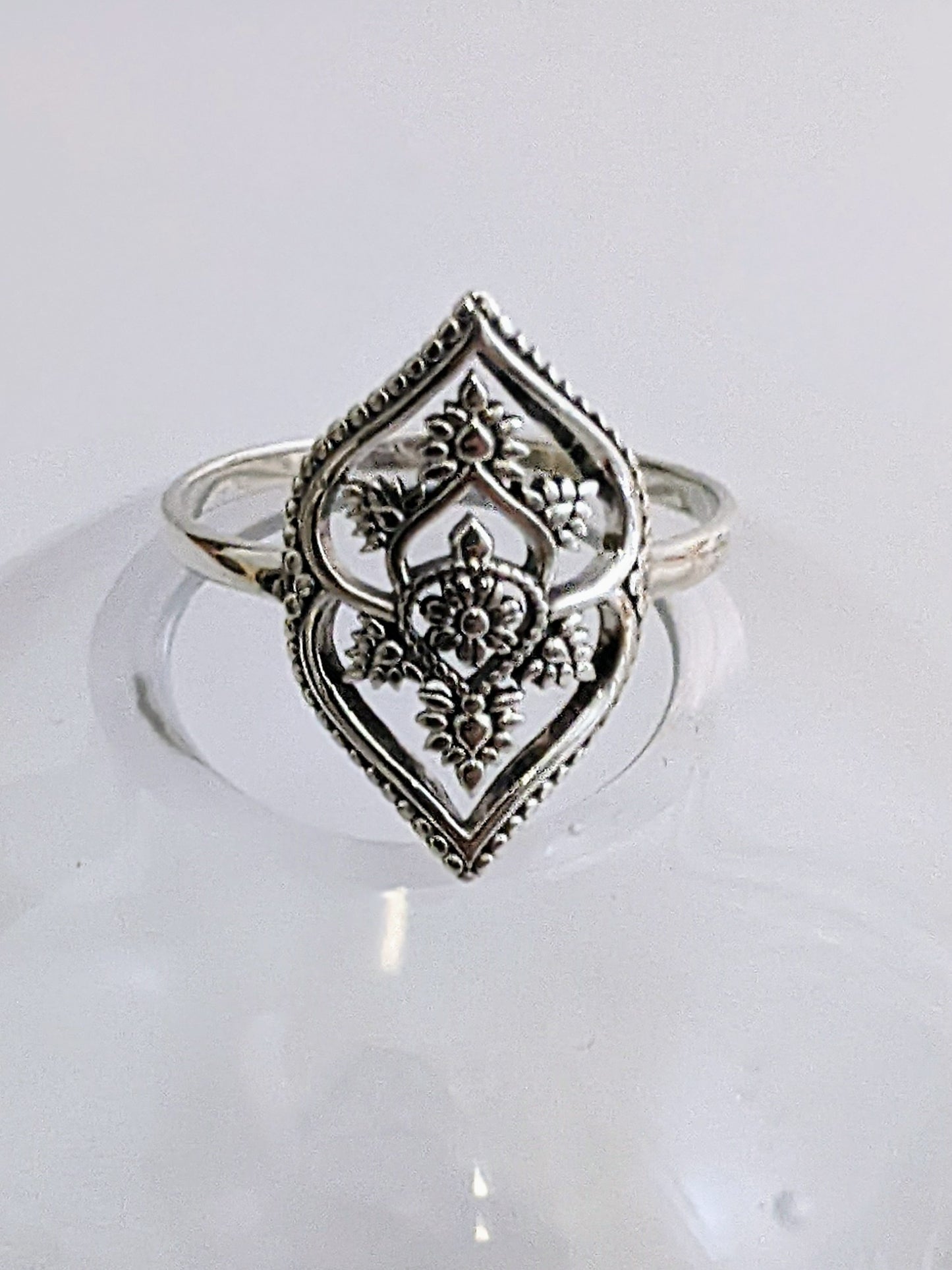 Florissa Ring