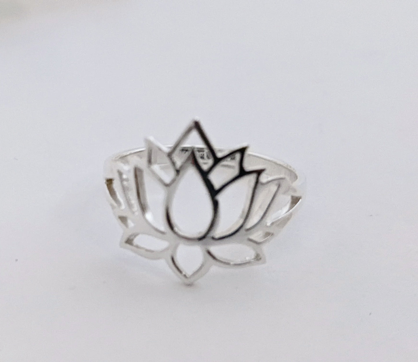 Lotus Ring