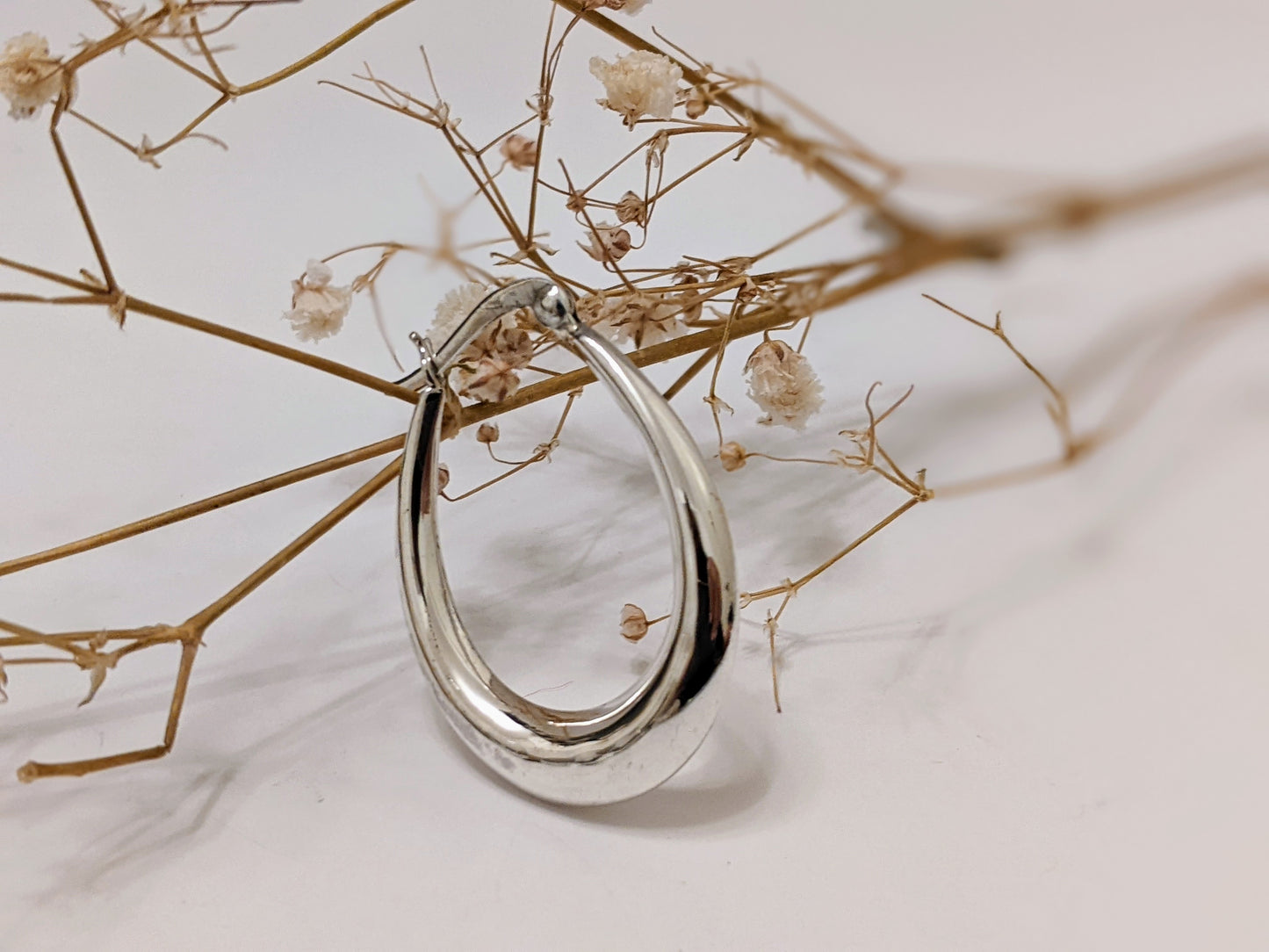 Omira Hoop