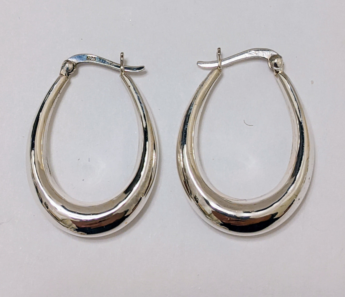 Omira Hoop