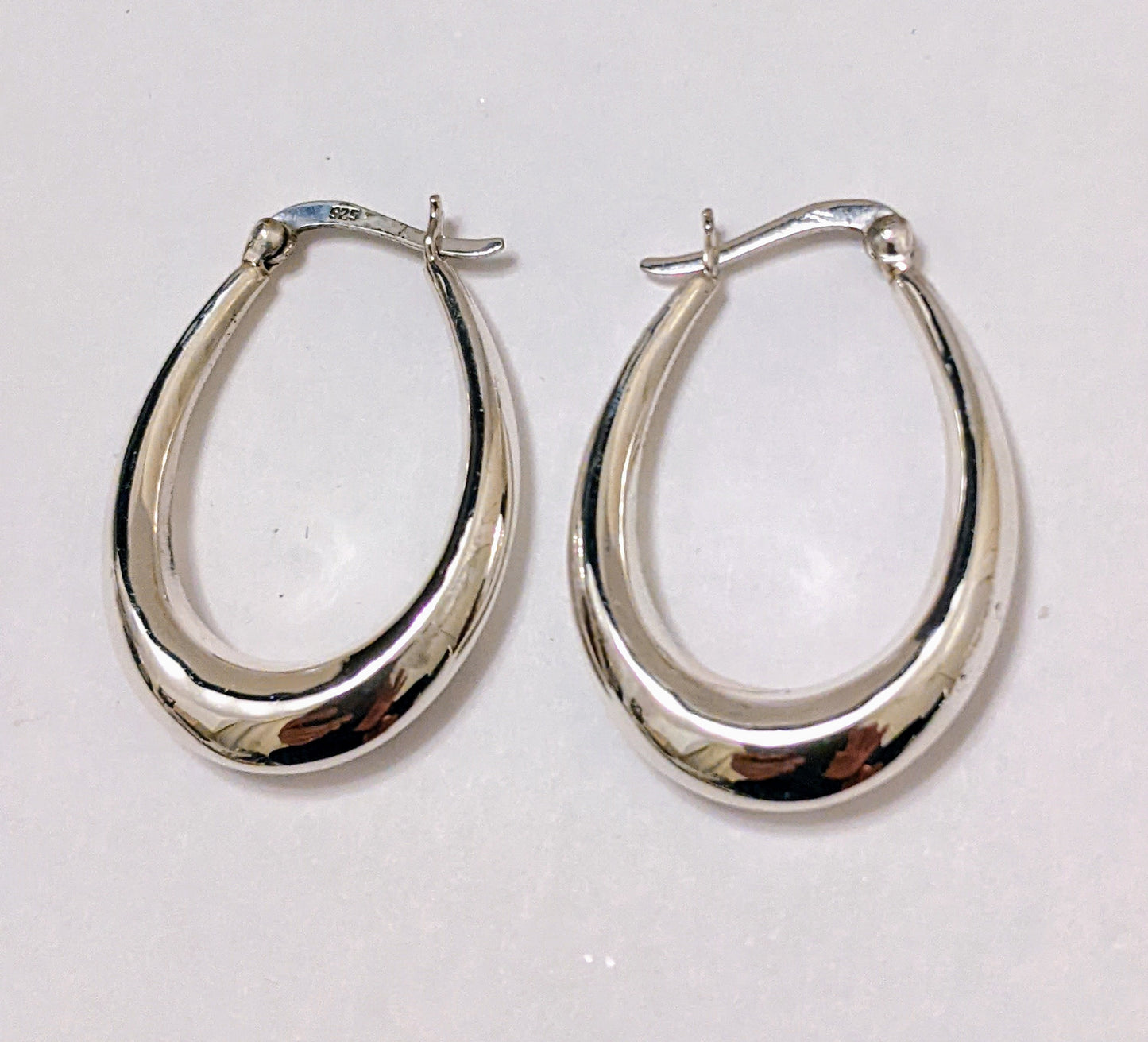 Omira Hoop
