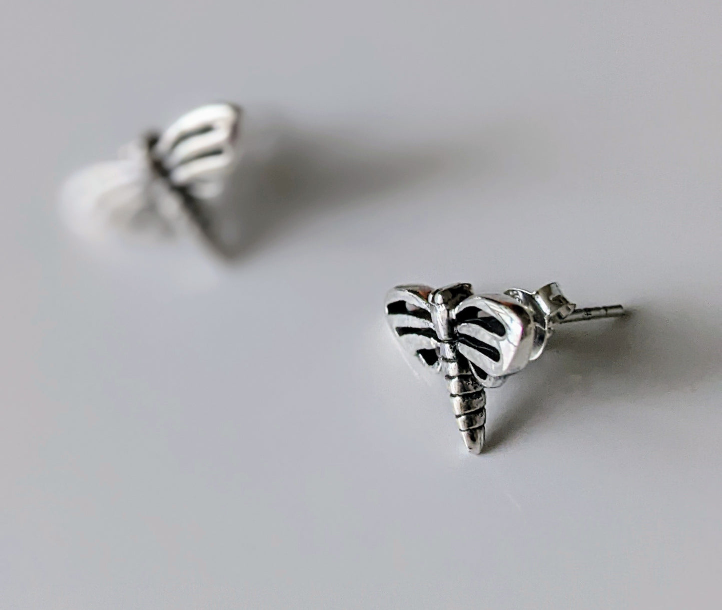 Silver Bee Stud