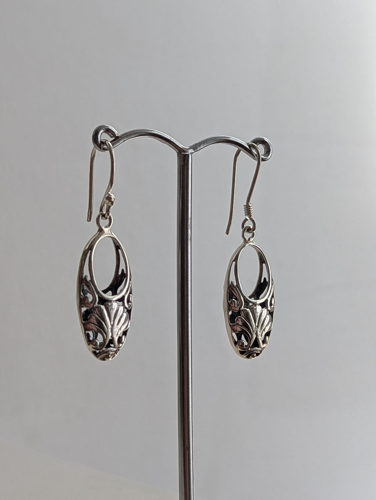 Oval Filigree Earrings