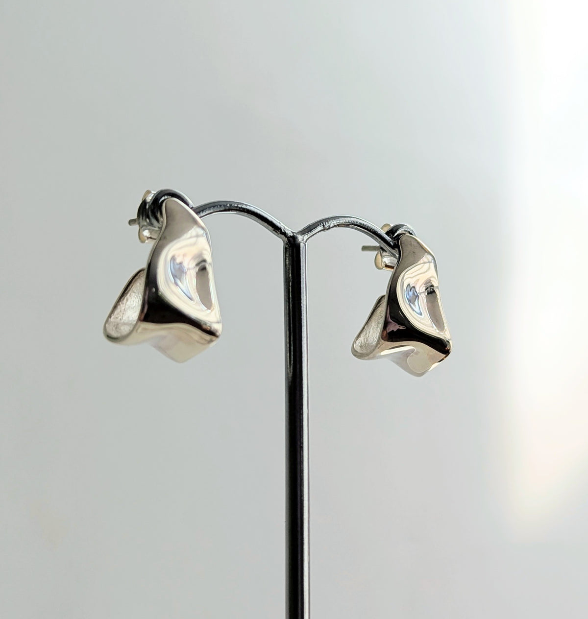 Ripple Teardrop Earring