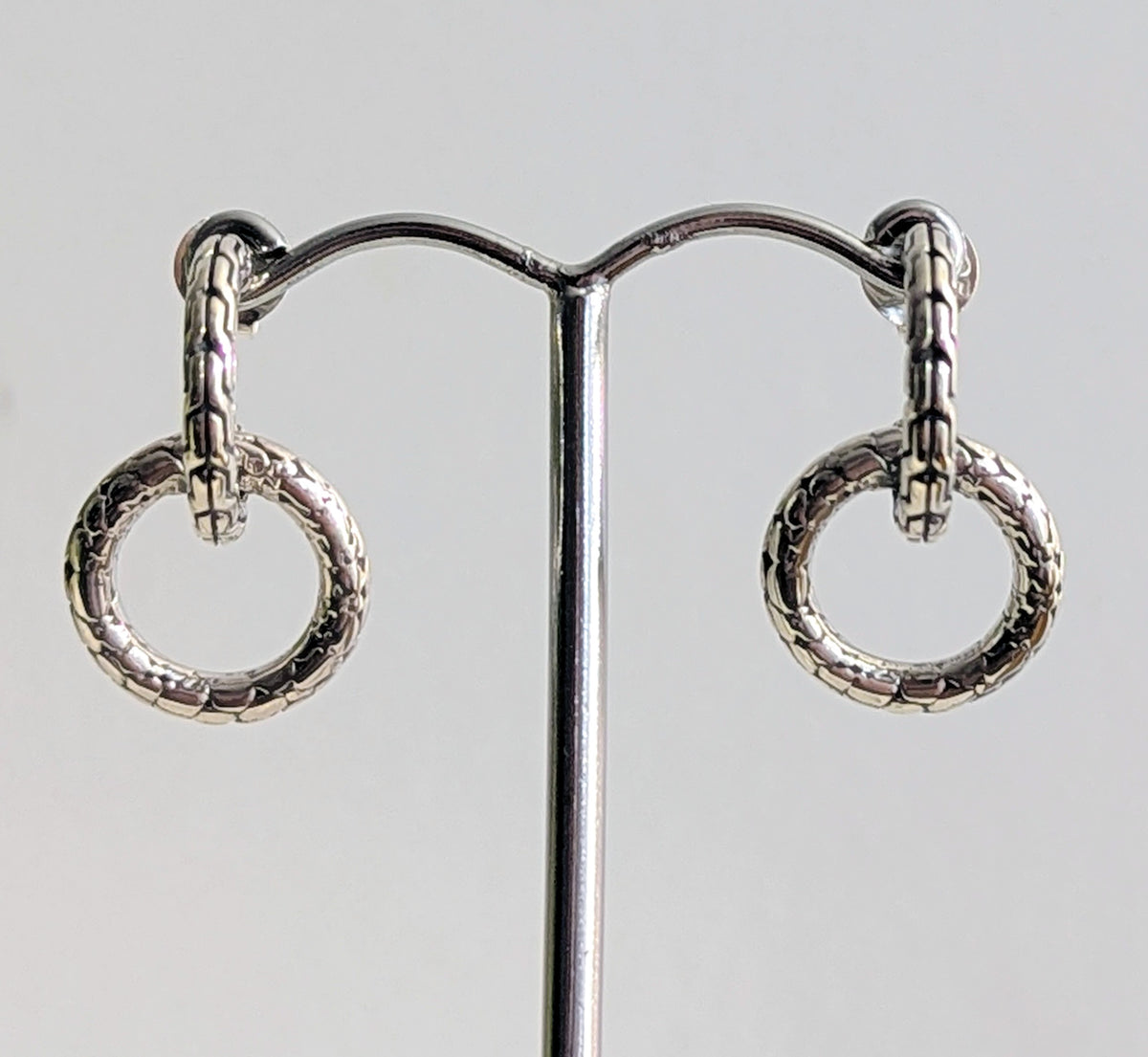 Interlocking Hoops