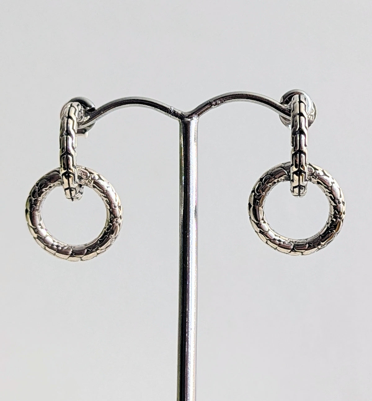 Interlocking Hoops