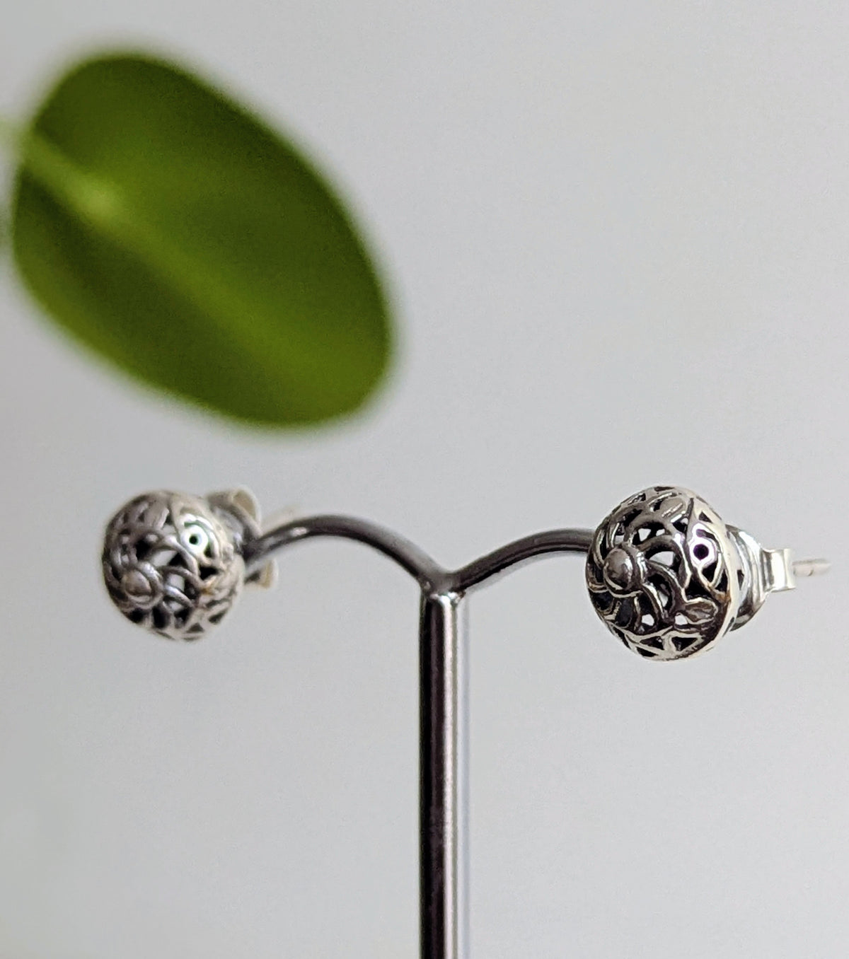 Filigree Silver Stud