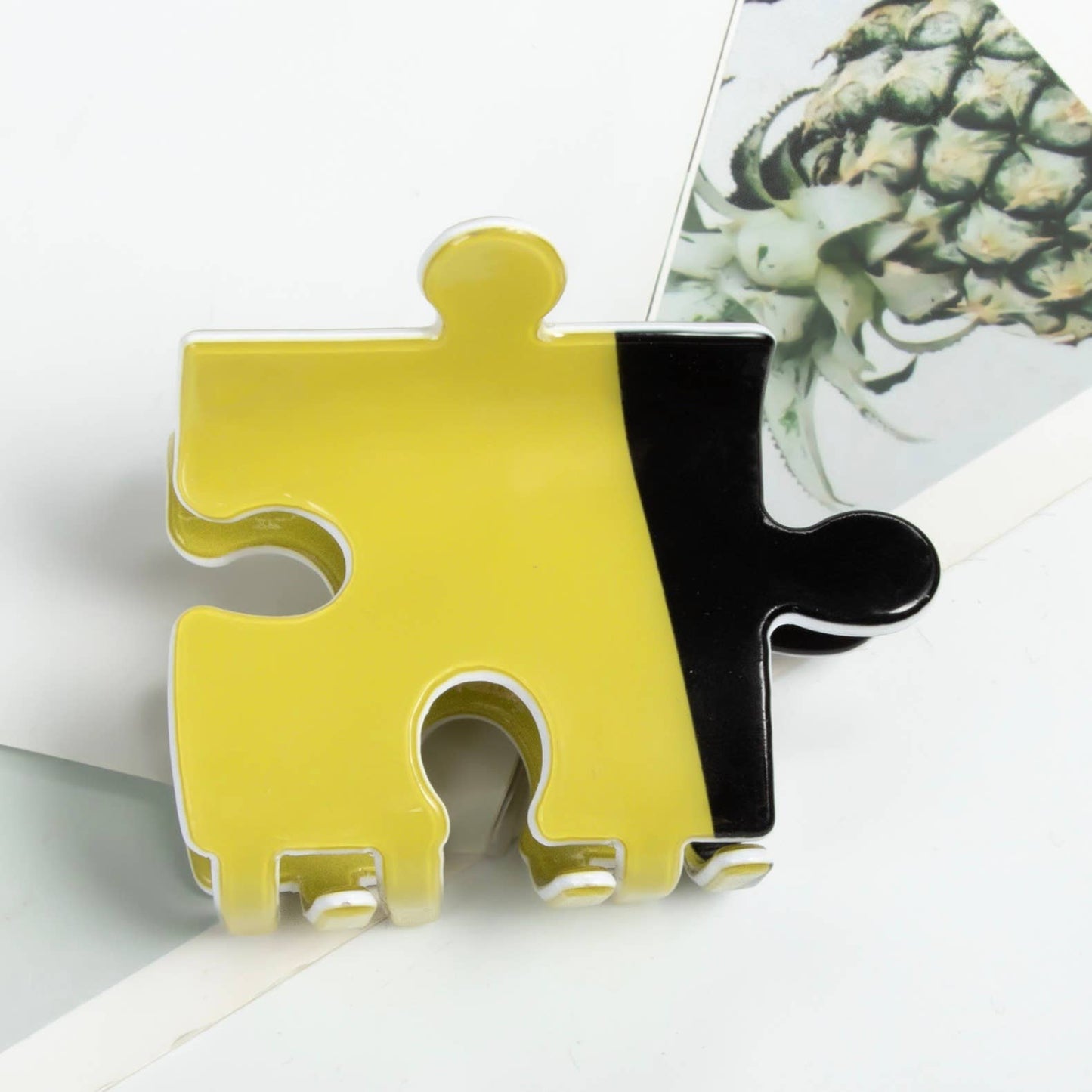 2-Inch Charming Puzzle Piece Hair Claw