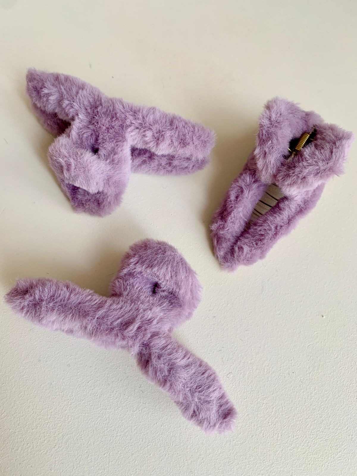 Fluffy Purple Hair claw
