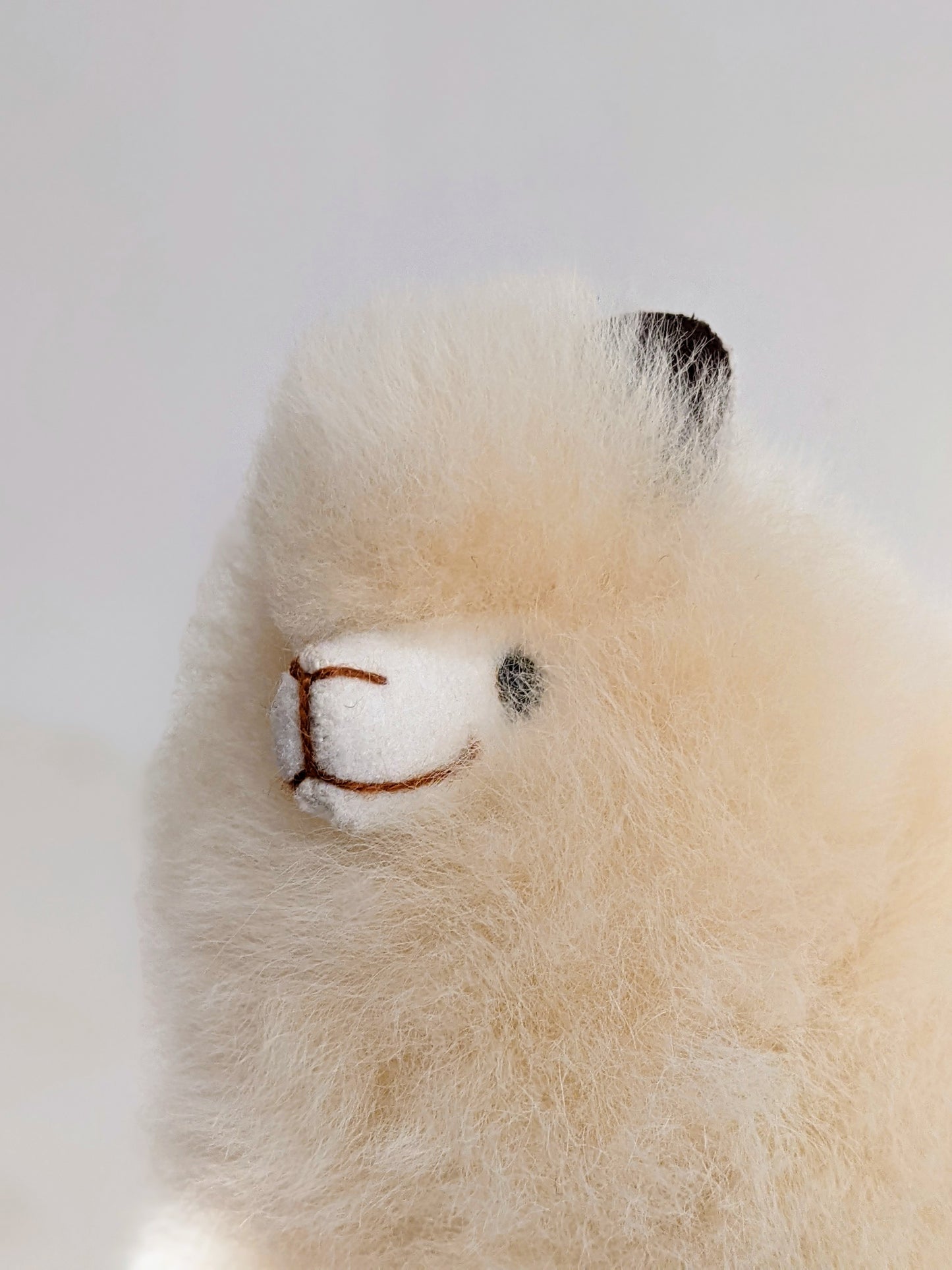 Mini Alpaca 7"- Beige
