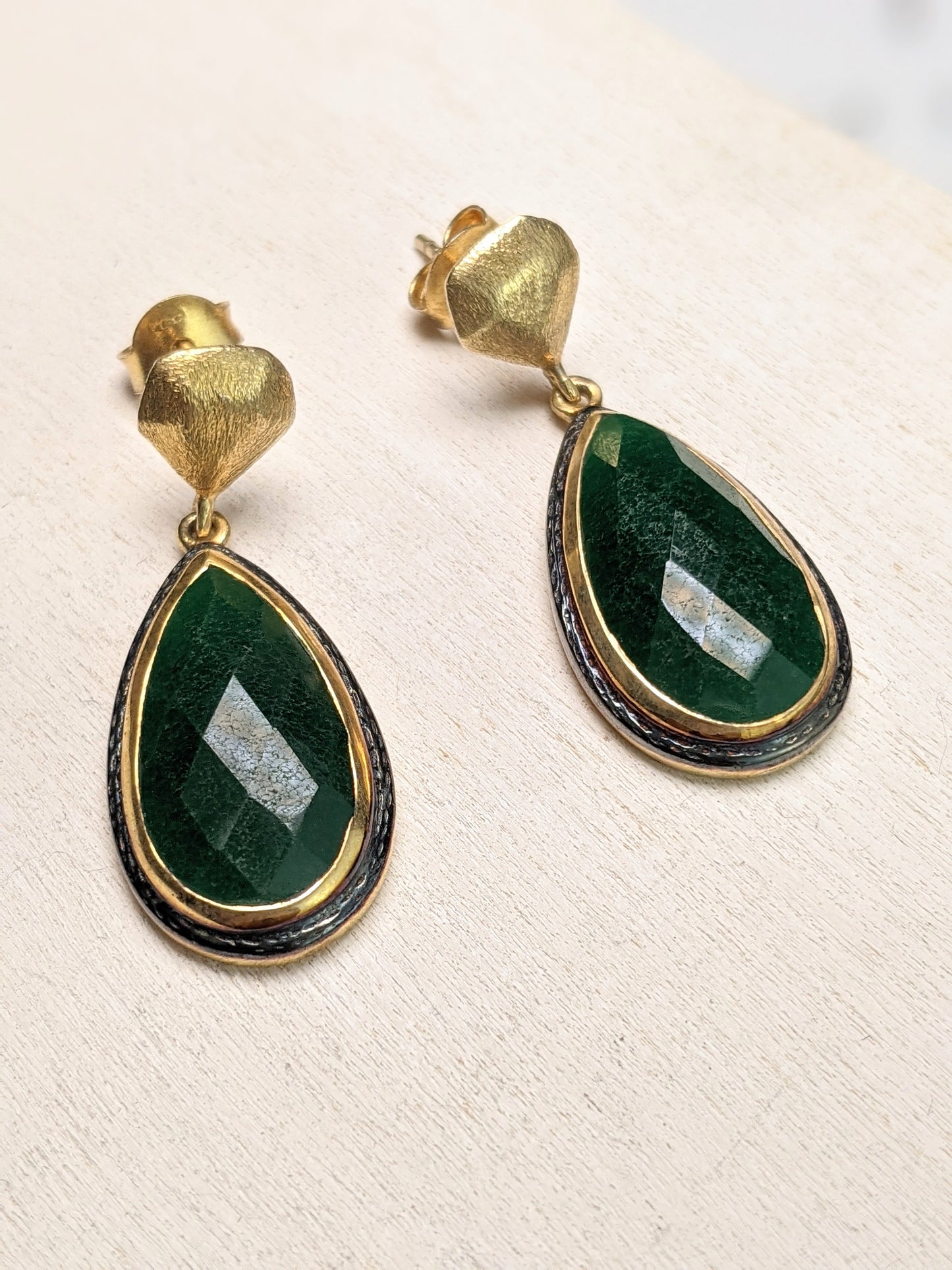 Helena Emerald Earrings