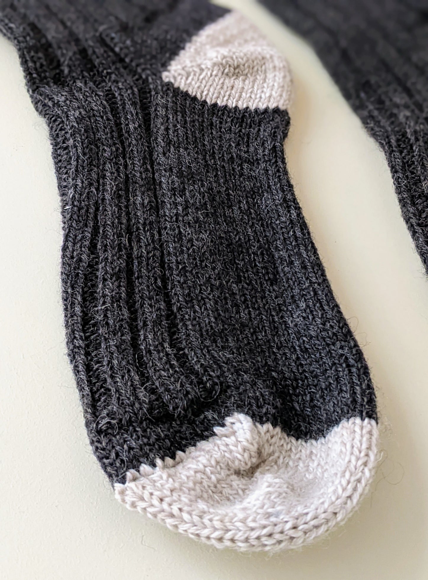 Men's Merino Wool Socks- Charcoal – Inti Crafts