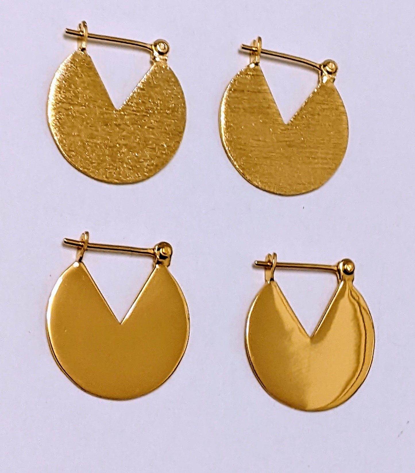 Gold Brushed Round Slice Earrings